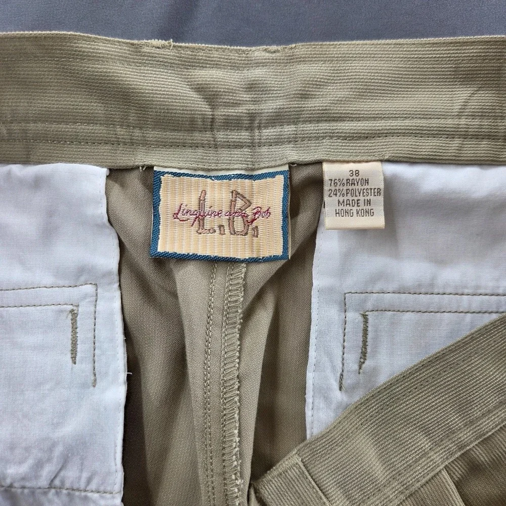 Linguine & Bob Mens 36 Beige Pleated Front Vintage Hong Kong Shorts